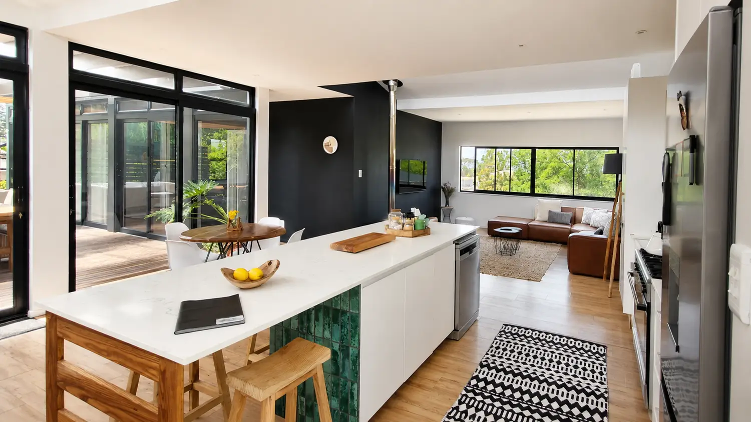Swellendam Residence kitchen and living area