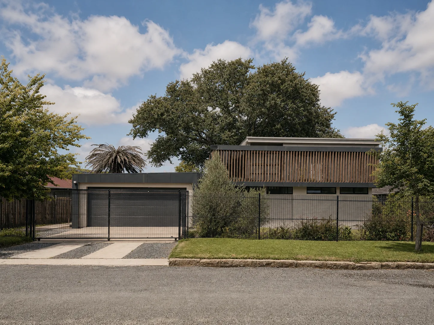 Ladybrand residence street elevation