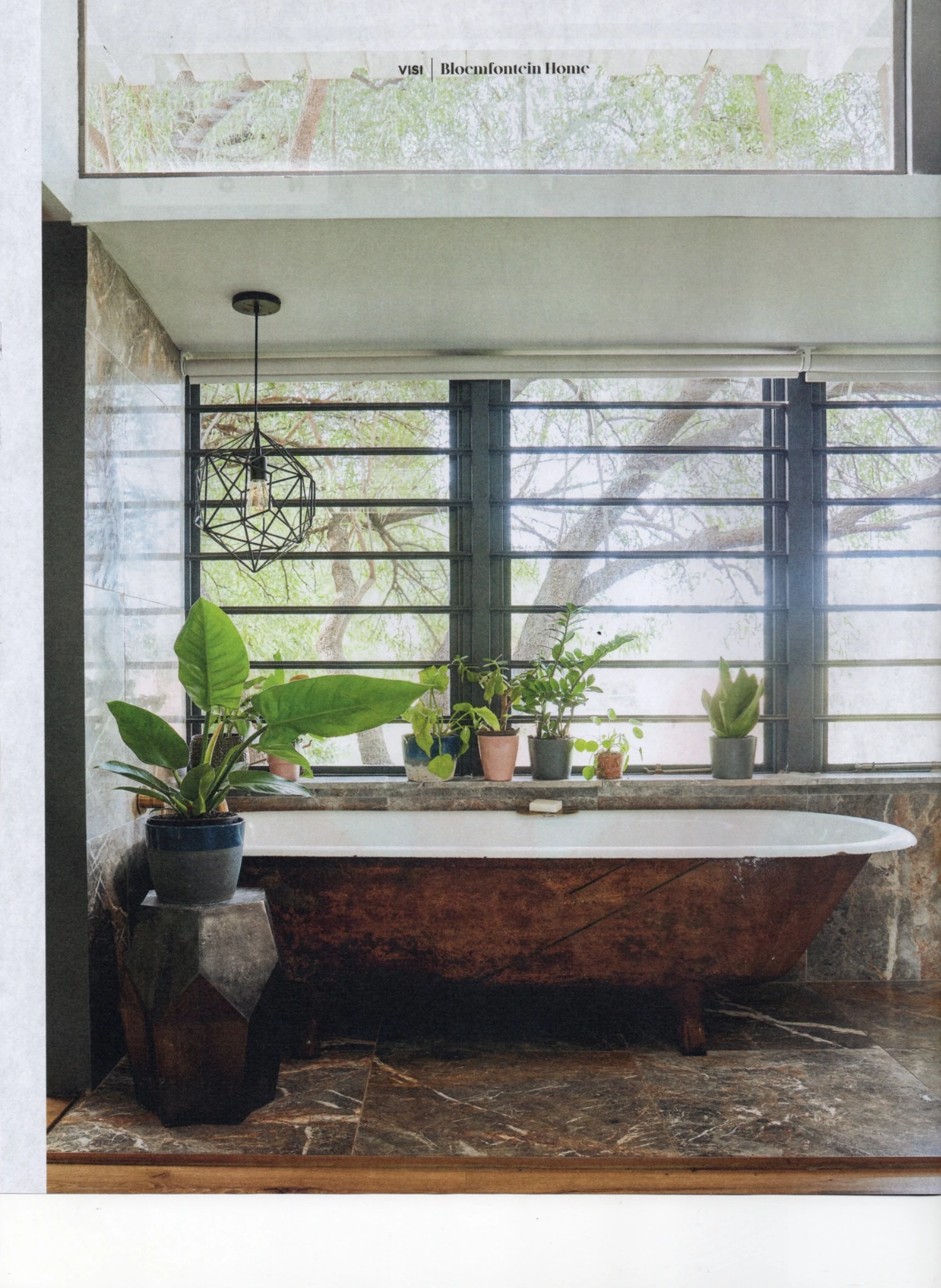 VISI Magazine Bloemfontein Home feature page 10